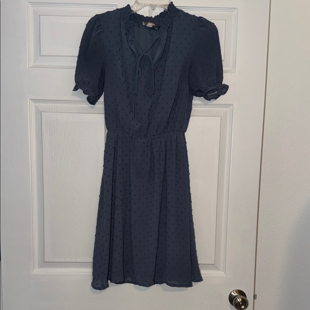 Chic Navy Midi Dress with Puff Sleeves